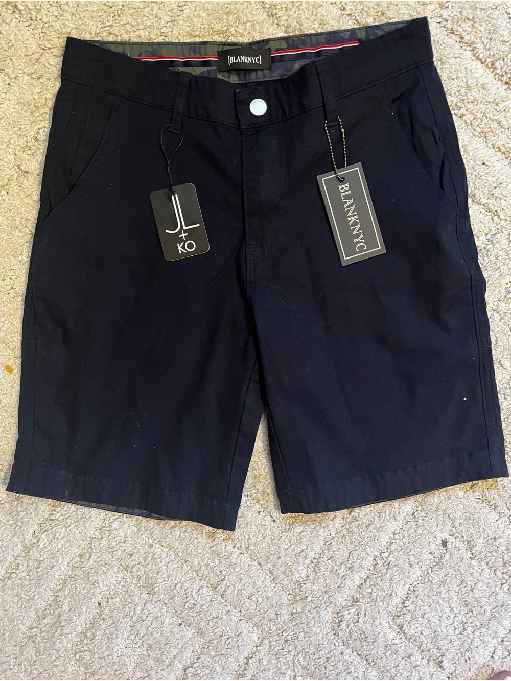 BLANK NYC MENS QUICK ACTION NAVY SHORTS 30 slim fit